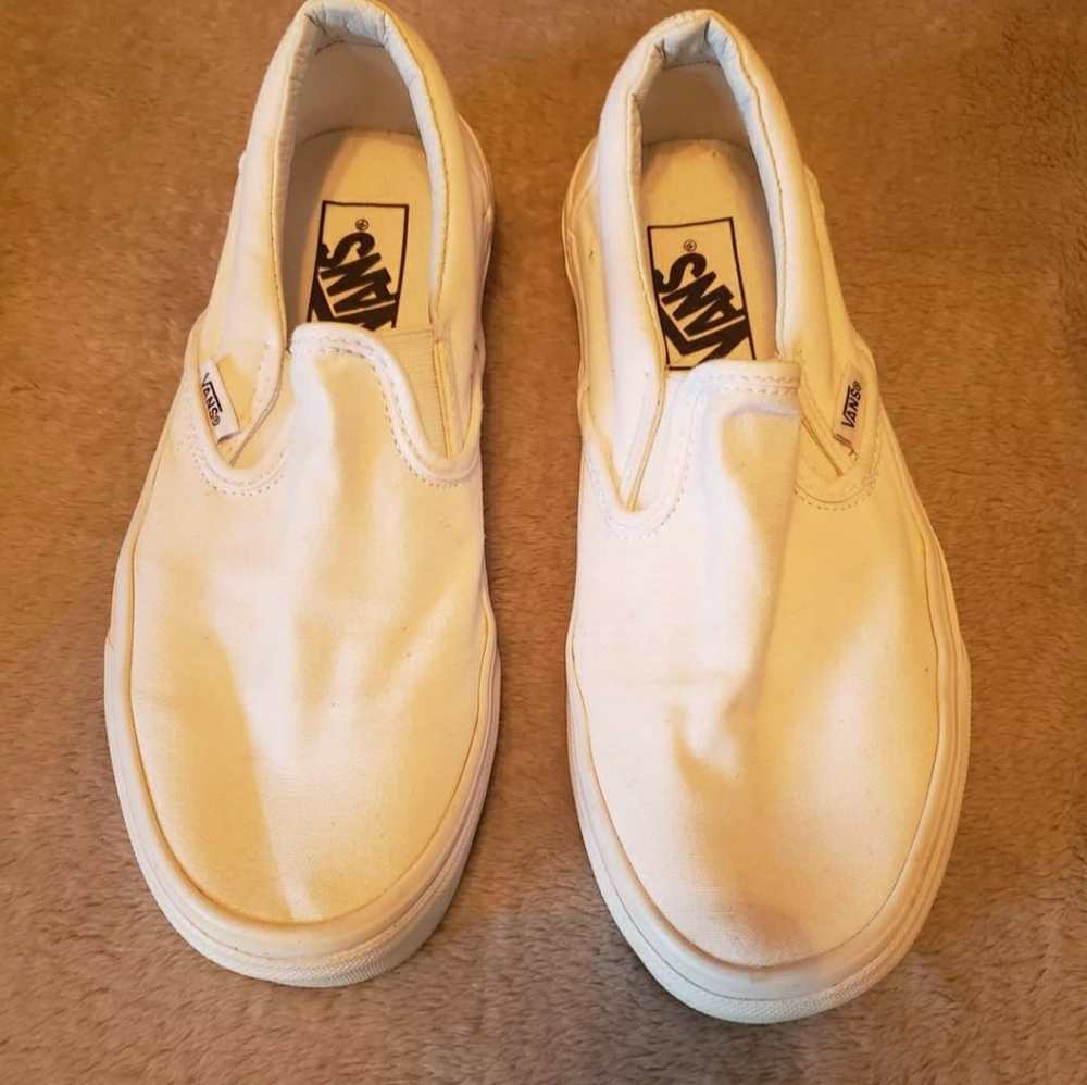 Vans slip on shoes